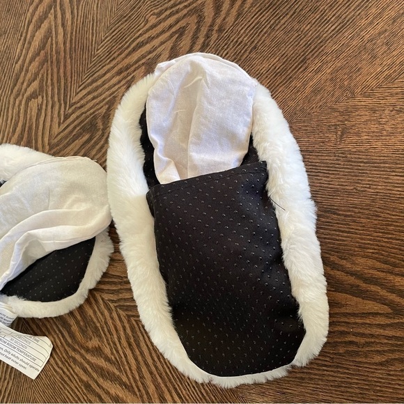 Heated Slippers Size S (9.5"Length) Fluffy White - Picture 4 of 13